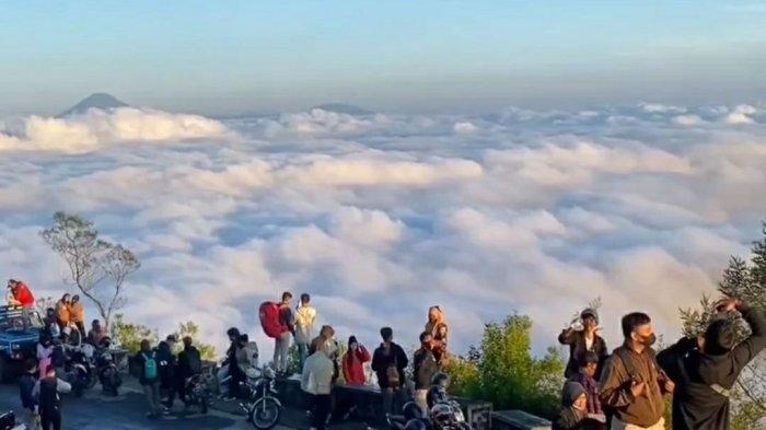 Wisata Terbaru Gunung Telomoyo Taklukkan Tantangan Jalur