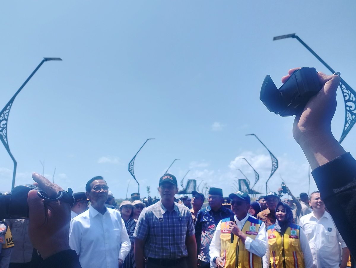 Sultan HB X Peringatkan Dampak Pemotongan Anggaran, Sekolah dan Kesehatan Gratis Bisa Terancam