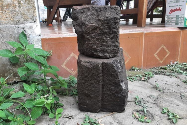 Geger! Arca Kuno Muncul dari Galian Drainase di Sleman, Benarkah Jadi Jejak Candi Hilang