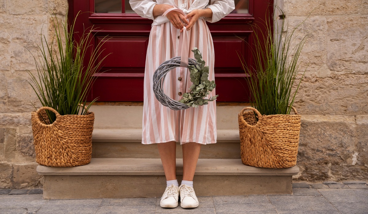 5 Ide Vintage Outfit untuk Wanita yang Kece dan Beda Dari Biasanya, Cek Ulasan Lengkapnya