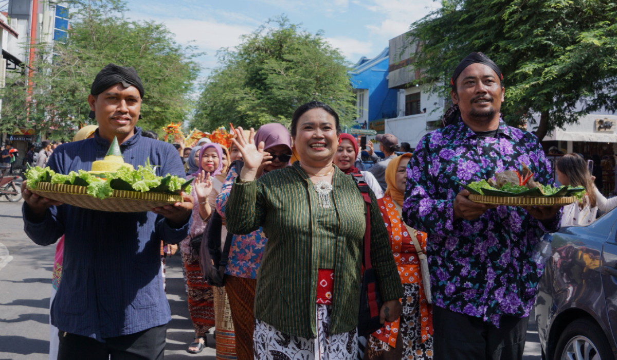 Lokasi Baru Sudah Siap, Ratusan PKL Teras Malioboro 2 Mulai Pindah Barang Dagangan ke Ketandan