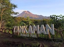 Tankaman Natural Park Menyuguhkan Panorama Alam Gunung Merapi