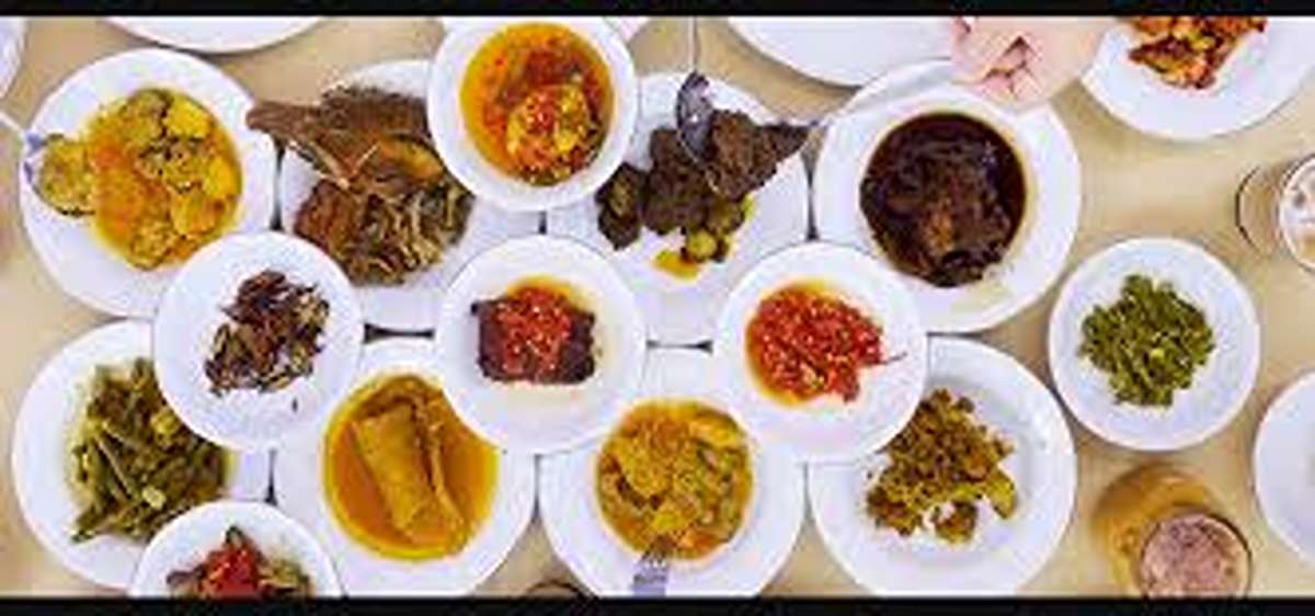 Dijamin Bikin Nagih! Simak Makanan Khas Minangkabau Kaya Akan Rempah Dengan Dominasi Pedas