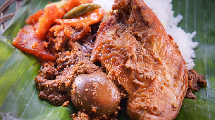 Warisan Rasa Nusantara, Yuk Intip Tempat Makan Legendaris Indonesia 