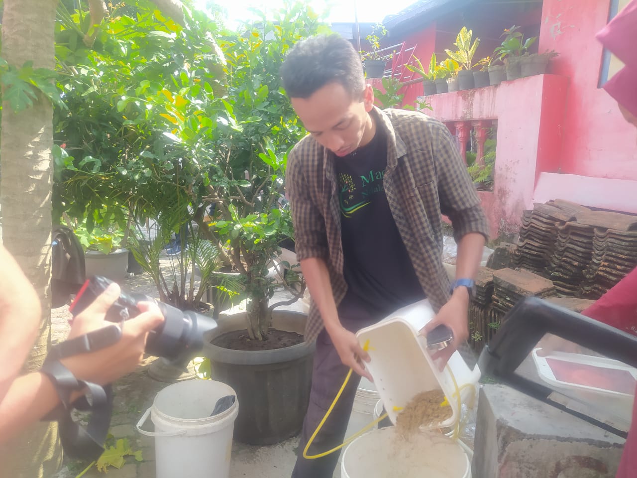 Dapur Rumah Tangga Capai 100 Ton Per Hari, Hasto Dorong Revolusi Pengelolaan Sampah Lewat MAS JOS