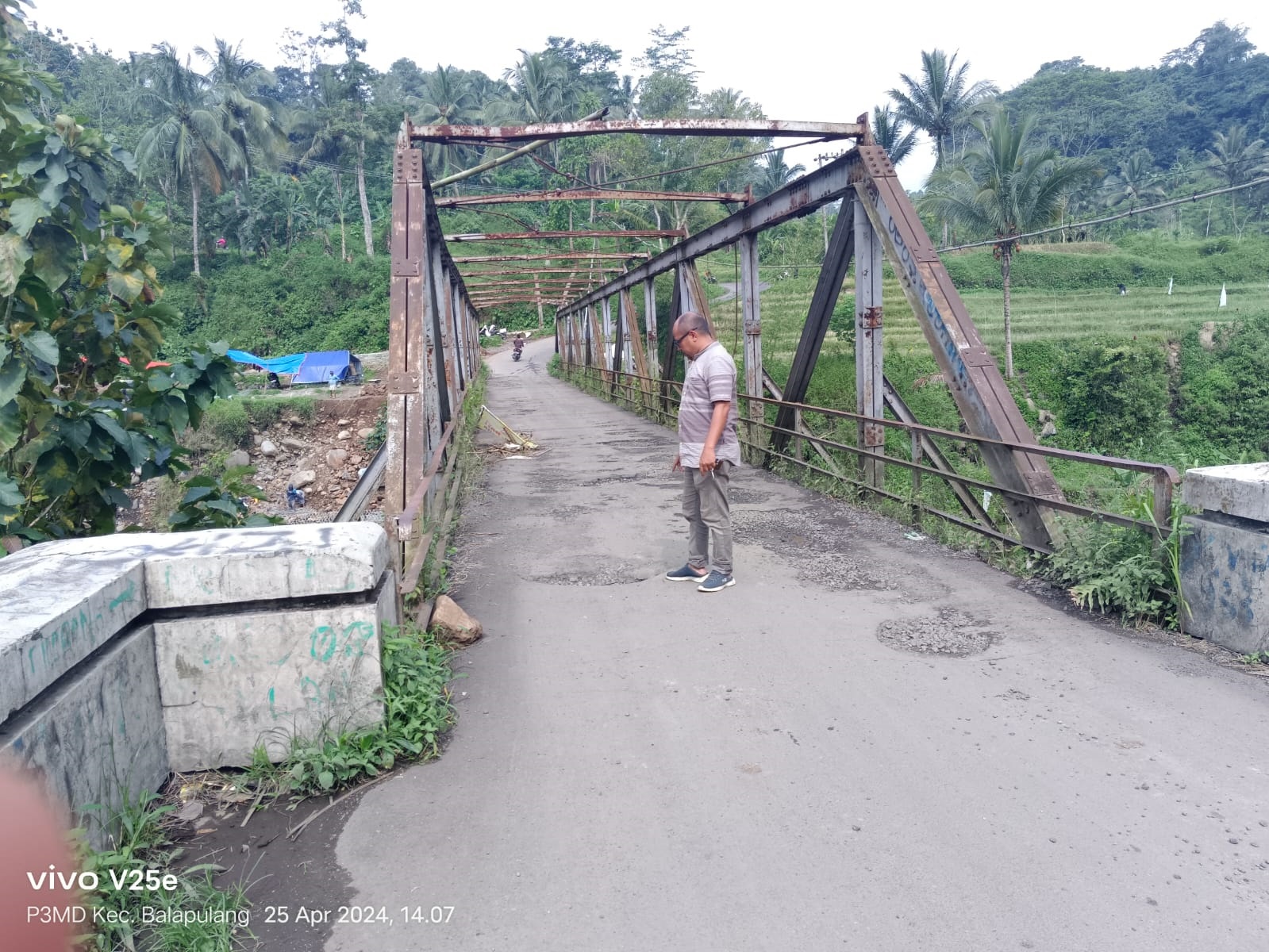 Jembatan Kalierang Cilongok Berlubang, DPUPR Kabupaten Tegal Segera Perbaiki