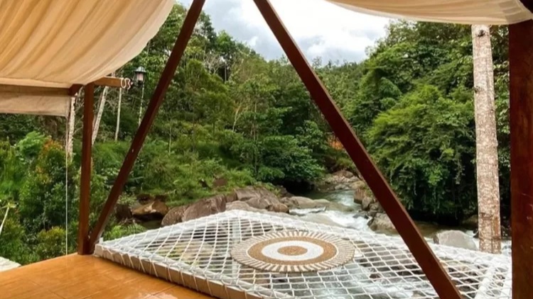 Padang Glamping: Pesona Wisata Terbaru 2024 Camping Tengah Hutan Fasilitas Mewah