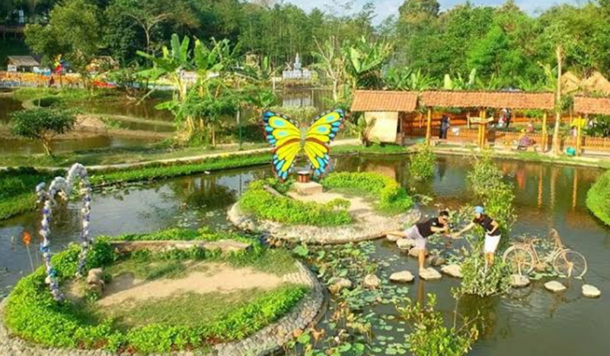 Wisata Terbaru 2024 Kampung Flory: Pesona, Tiket Masuk, Fasilitas hingga Rute Perjalanan