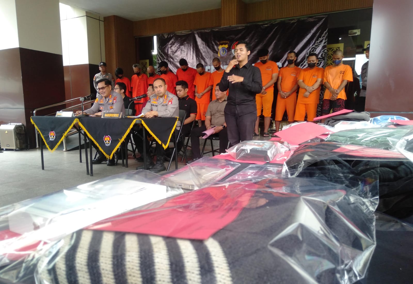 Marak Aksi Curas, Polda DIY Sita 41 Barang Bukti dan Tangkap 17 Tersangka