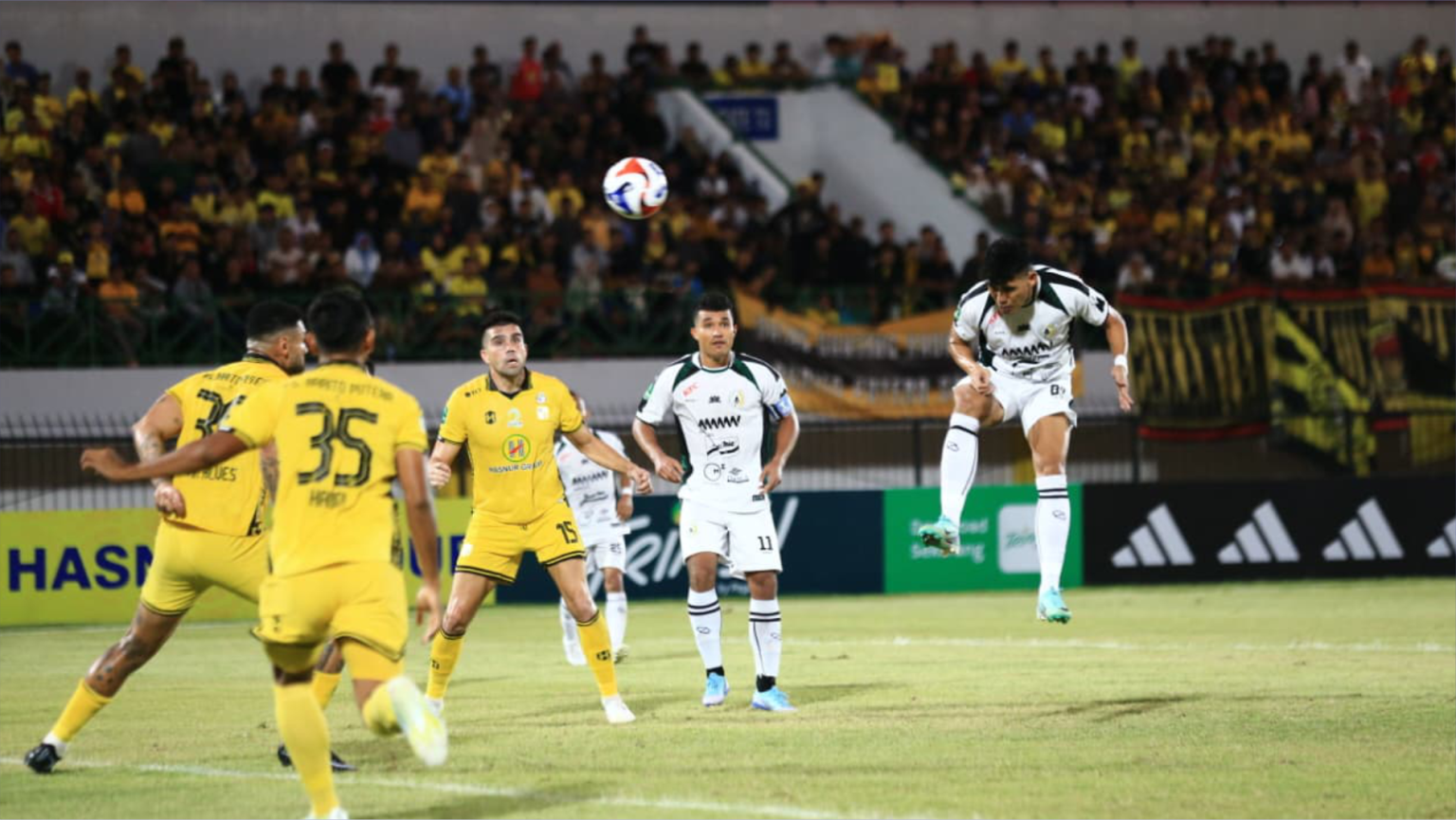 Ansyari Lubis Puji Perjuangan Pemain PSS Sleman, Tetap Puncaki Klasemen Championship 2025/2026