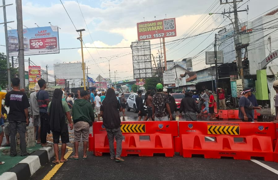 Penambang Sungai Progo Tunggu Audiensi dengan Sri Sultan, Desak Revisi Aturan Tambang Rakyat