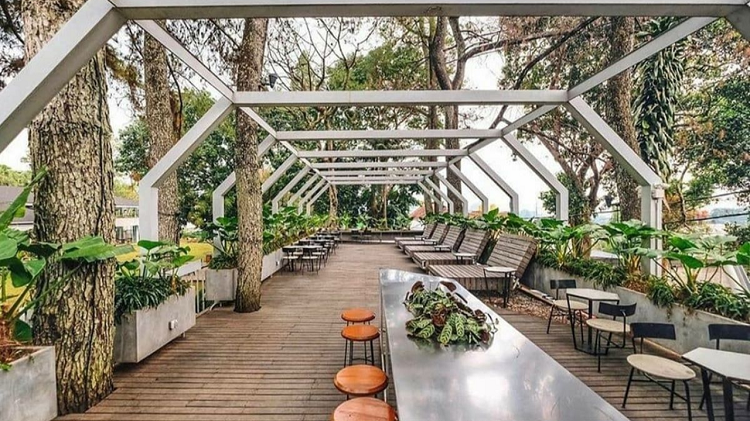 Mengulas Destinasi Kuliner Nyaman dan Ramah Anak di Bandung, Berikut Informasi Selengkapnya Untuk Pilihanmu