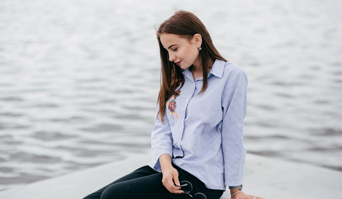 Eksplorasi Potensi Gaya Maksimal, Simak 5 Ide Paduan Outfit Kemeja untuk Wanita yang Kece dan Stylish