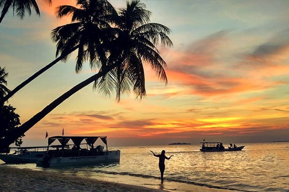 Deretan Wisata Karimunjawa dengan Spot Sunset Indah, Pesonanya Dijamin Memikat Hati