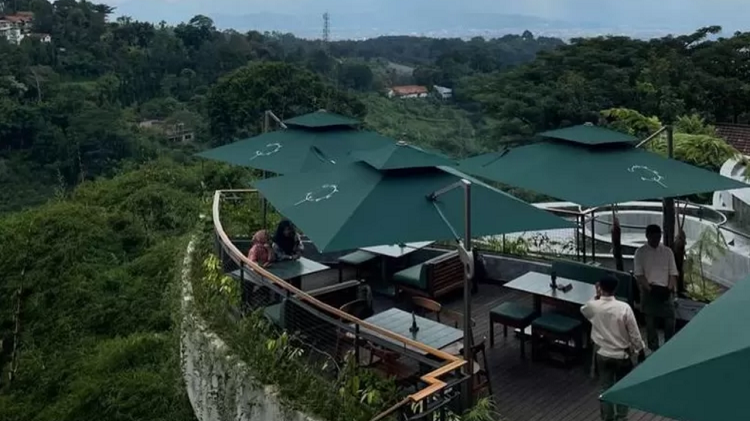 Menjelajahi Surga Wisata Kuliner Keluarga di Lereng Bandung, Simak Informasi Selengkapnya Disini