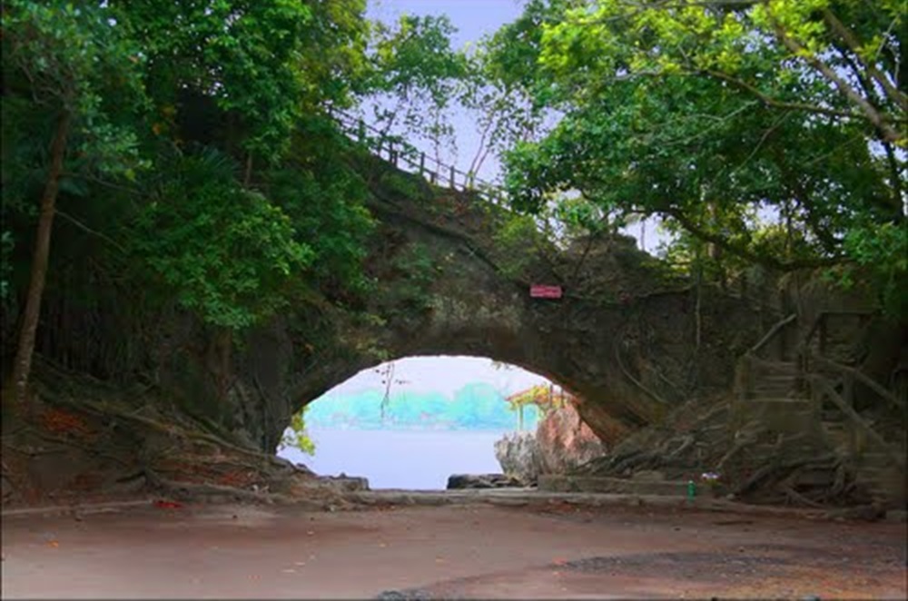 Rekomendasi Tempat Wisata Anyer Terfavorit, Pesonanya Dijamin Bikin Kamu Ogah Pulang