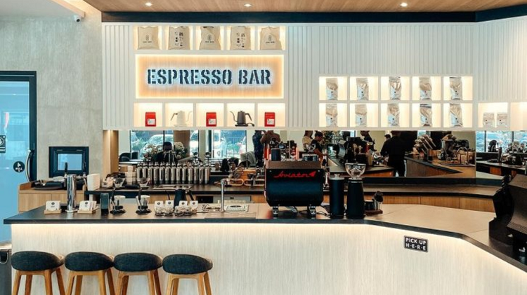 Dapatkan Ketenangan di Ketinggian, Sangat Rekomendasi Untuk Work From Cafe