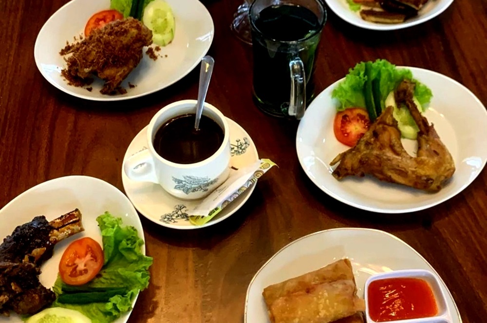 Rekomendasi Tempat Makan Dekat Bandara YIA, Soal Rasa Dijamin Enak dan Memuaskan