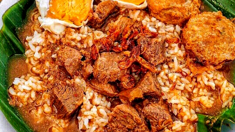 Jelajah Kuliner Menteng Hits Dekat Stasiun Gondangdia yang Paling Banyak Dicari