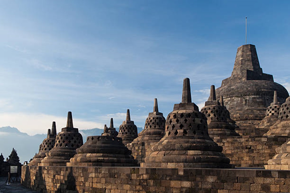 5 Tempat Makan Dekat Candi Borobudur, Tawarkan Menu Lezat dengan Suasana Menarik