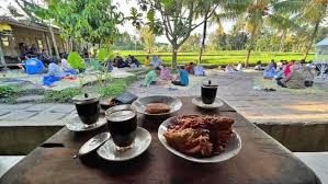 Warung Kopi Klotok Jogja Dengan Suasana Pedesaan, Kopi Unik Khas Jogja yang Bikin Orang Rela Antre