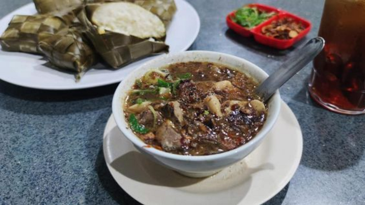 10 Rekomendasi Kuliner Halal dan Terfavorit di Makassar, Berikut Referensi Selengkapnya Untukmu