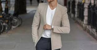 8 Inspirasi Styling Outfit Smart Casual Cowok Di 2025, Siap Tampil Profesional Yang Kekinian Dan Simple