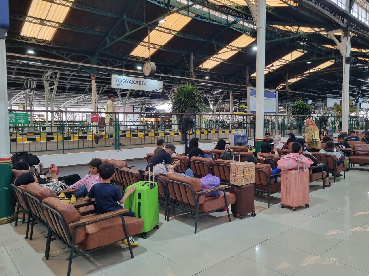 Libur Akhir Pekan Tahun Baru Hijriah, Okupansi Penumpang KAI Daop 6 Yogyakarta Capai 47 Persen