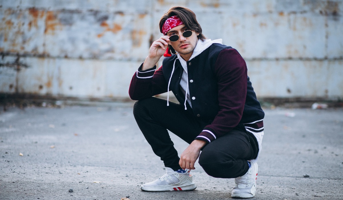 7 Ide Styling Fashion Ala Starboy Tahun 2025, Bikin Jadi Incaran Banyak Wanita