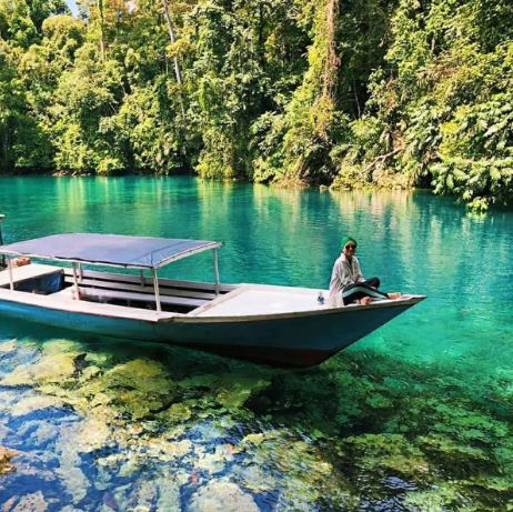 6 Fakta Unik Danau Labuan Cermin Kalimantan, Danau Dua Rasa Yang Luar Biasa!