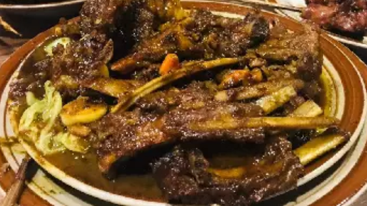Surga Kuliner Solo, Berikut Tempat Makan Gulai Kambing Paling Nikmat dan Populer