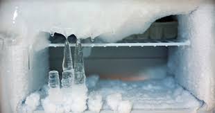 Cukup 5 Menit Salju Kulkas Hilang, Cara Membersihkan Kembang Es Dalam Freezer