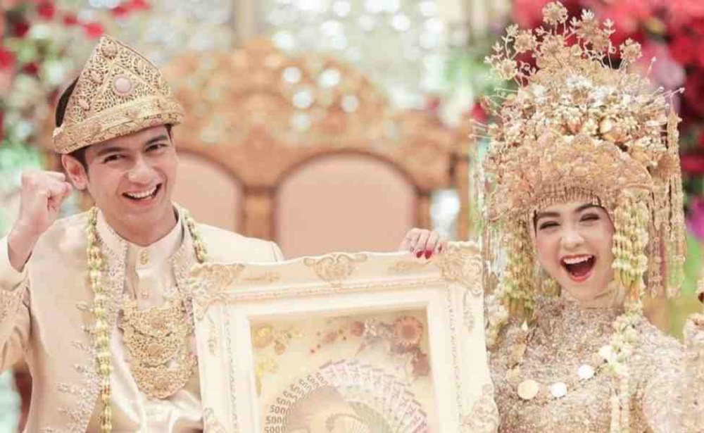 Serangkaian Acara Lengkap, Tradisi Seserahan Pernikahan Khas Palembang, Gak Boleh Ada Yang Kelewat!