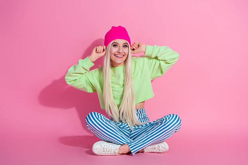 Panduan Outfit Colorful: Inspirasi Tampil Lebih Berani Anti Boring, Simak Disini