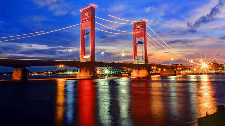 Ikon Kebanggaan dan Keajaiban Arsitektur Tempat Wisata di Palembang