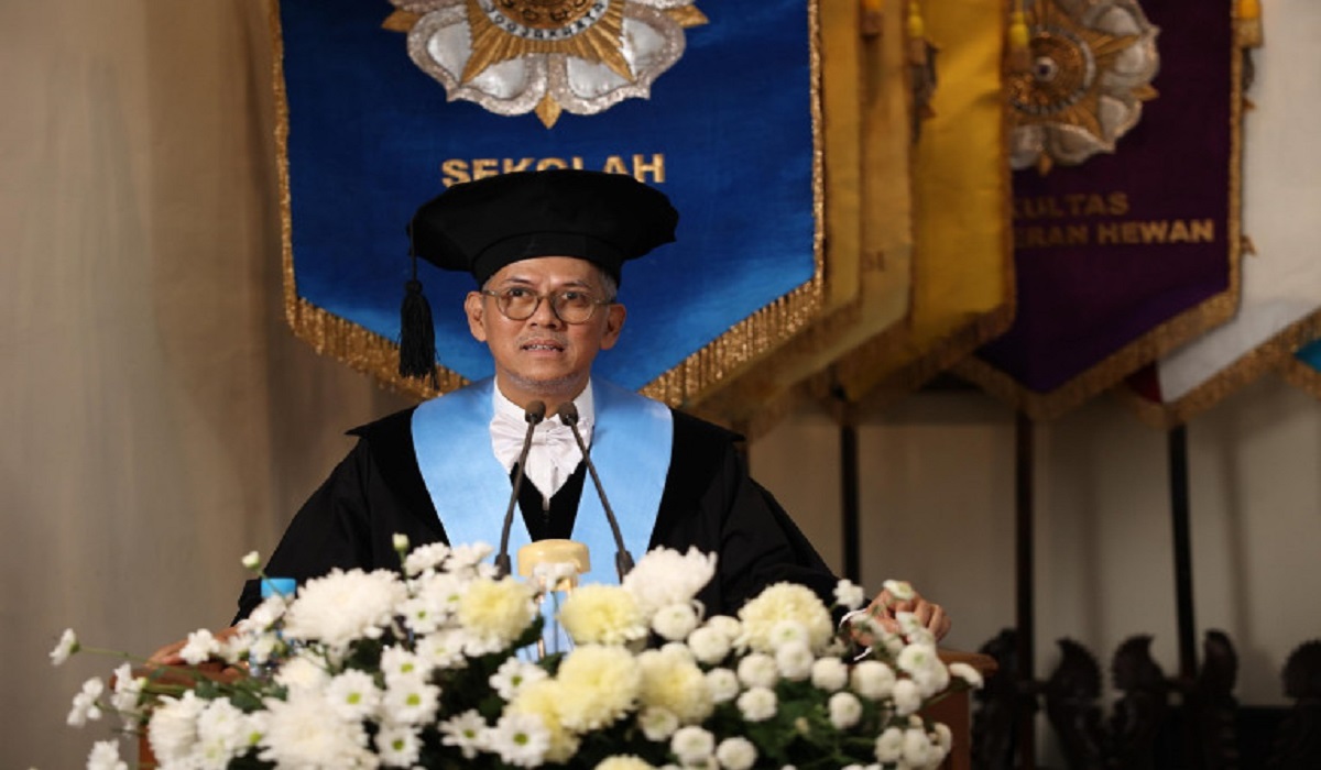 Wamenkeu RI Anggito Abimanyu Resmi Jadi Guru Besar UGM, Bawa Topik Pidato Ekonomi Syariah