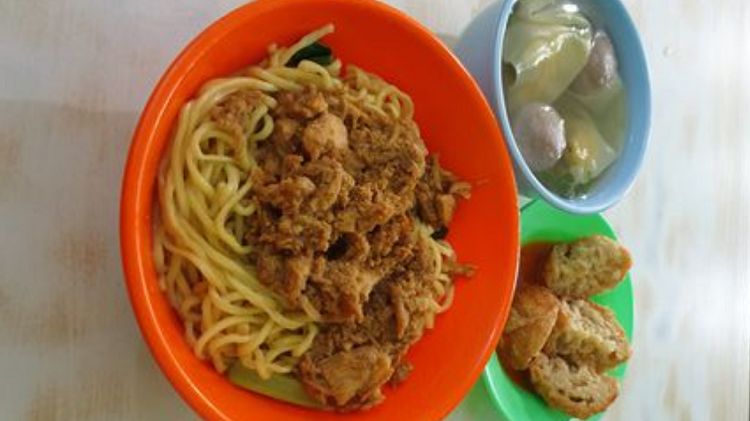 Jelajahi Cita Rasa Legendaris Bakmi BBT di Jakarta Timur, Simak Ulasan Lengkapnya Disini
