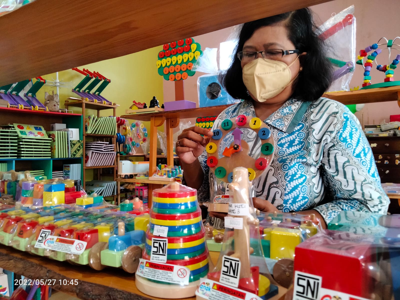 Dari Dalam Gang Sempit di Jogja, Mainan Edukatif Rita Indriana Ini Menasional