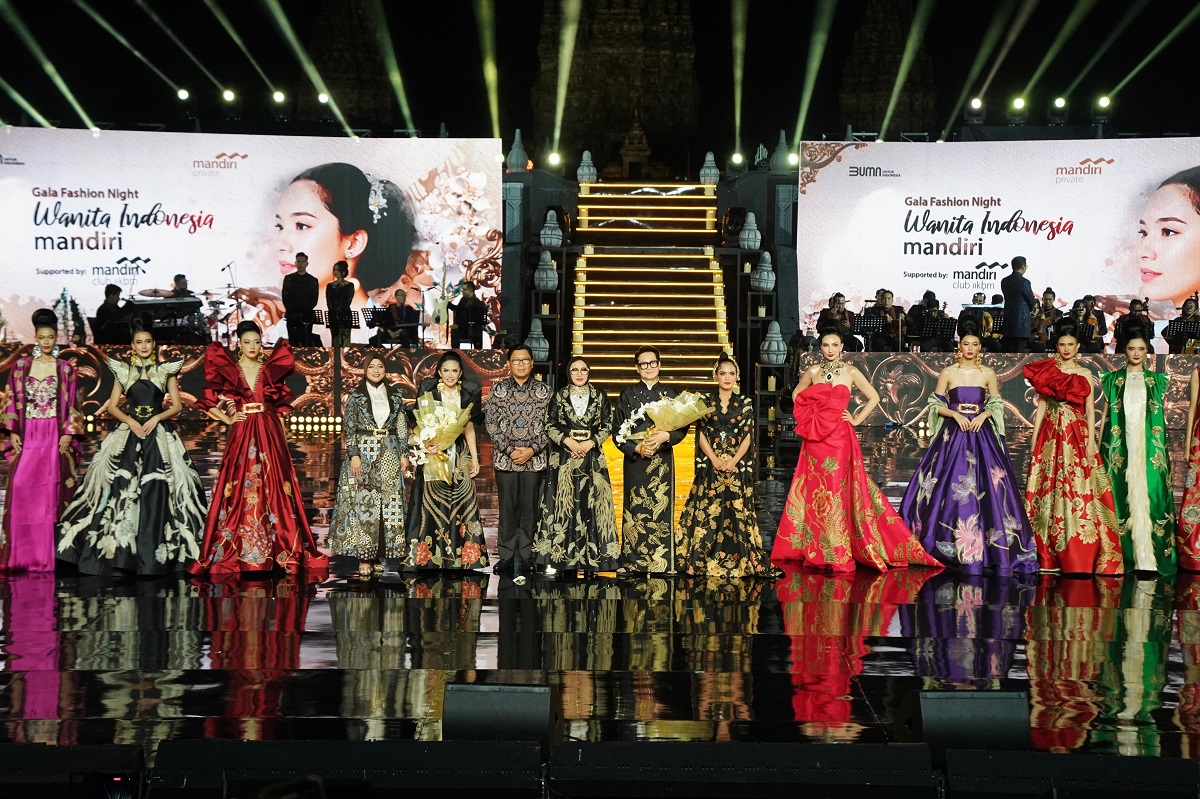 Gairahkan Kreativitas Anak Bangsa, Bank Mandiri Persembahkan Gala Fashion Night Dalam Balutan Candi Prambanan