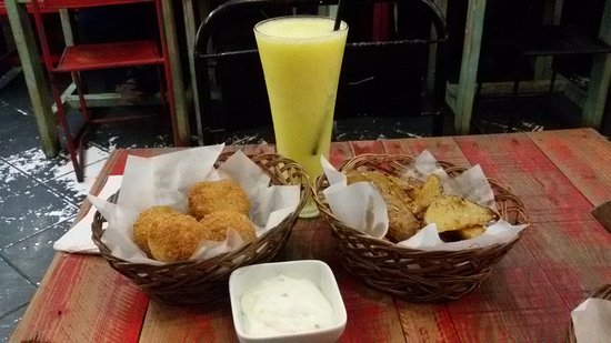 Wisata Terbaru 2024 Kuliner? 6 Rekomendasi Restoran 24 Jam di Bandung Cocok Jadi Tempat Buka Puasa dan Sahur