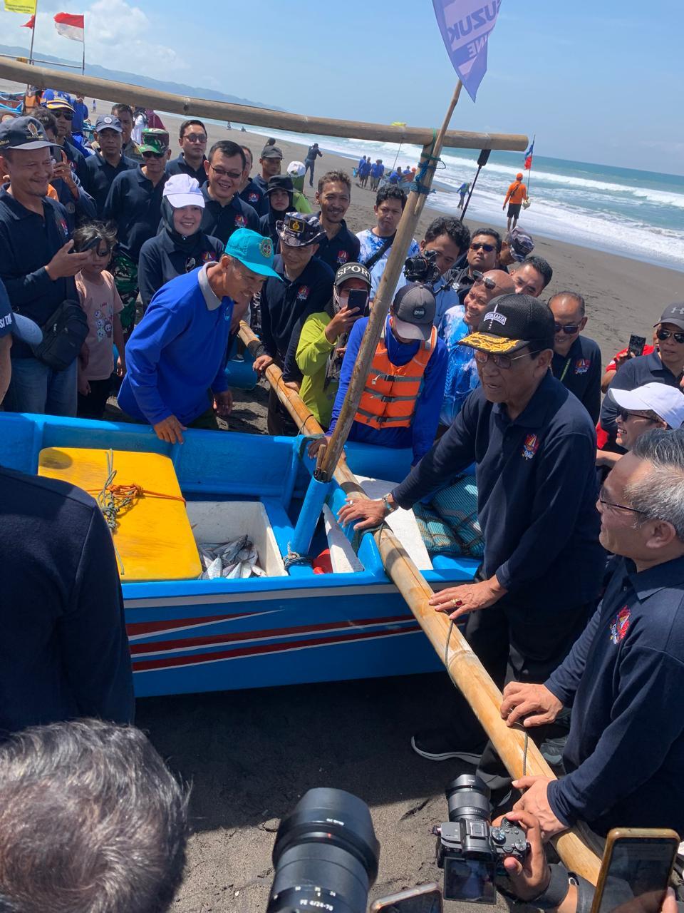 Gerakan Cinta Laut 2025 di Bantul, Ribuan Warga Bersatu Jaga Laut Setiap Hari