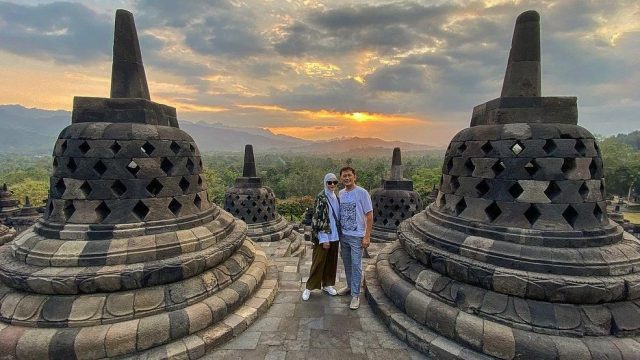 Sindir Tarif Baru Masuk Candi Borobudur, Hanung Bramantyo : Hanya Orang Kaya yang Bisa Masuk