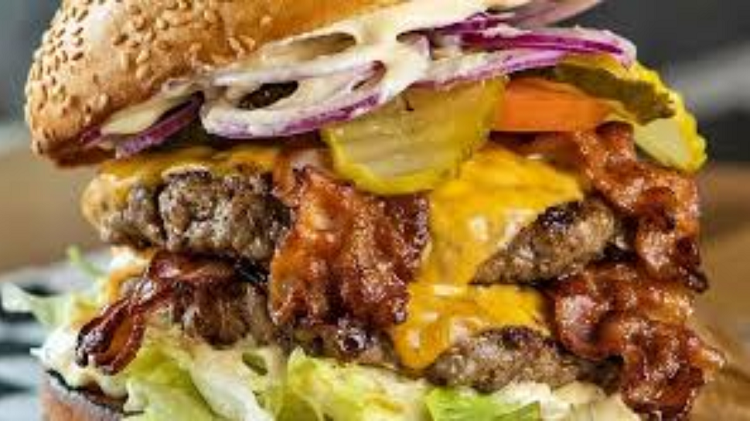 Surga Kuliner Malang, Ini Daftar Burger Juara dengan Patty yang Melimpah