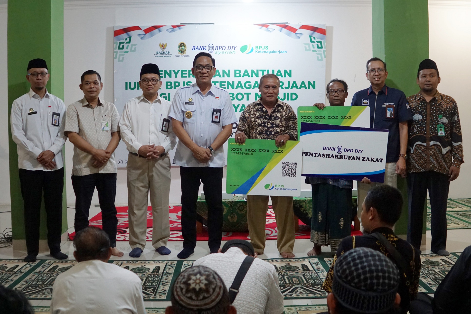 Ratusan Marbot Masjid di Kota Yogyakarta Dapatkan BPJS Ketenagakerjaan Selama 6 Bulan