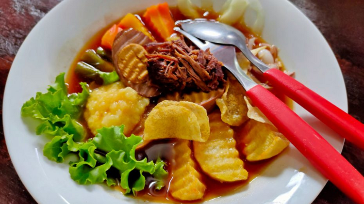 Cobain Lagsung, Berikut Lokasi Paling Diburu untuk Menikmati Selat Solo Cek Info Lengkapnya Disini