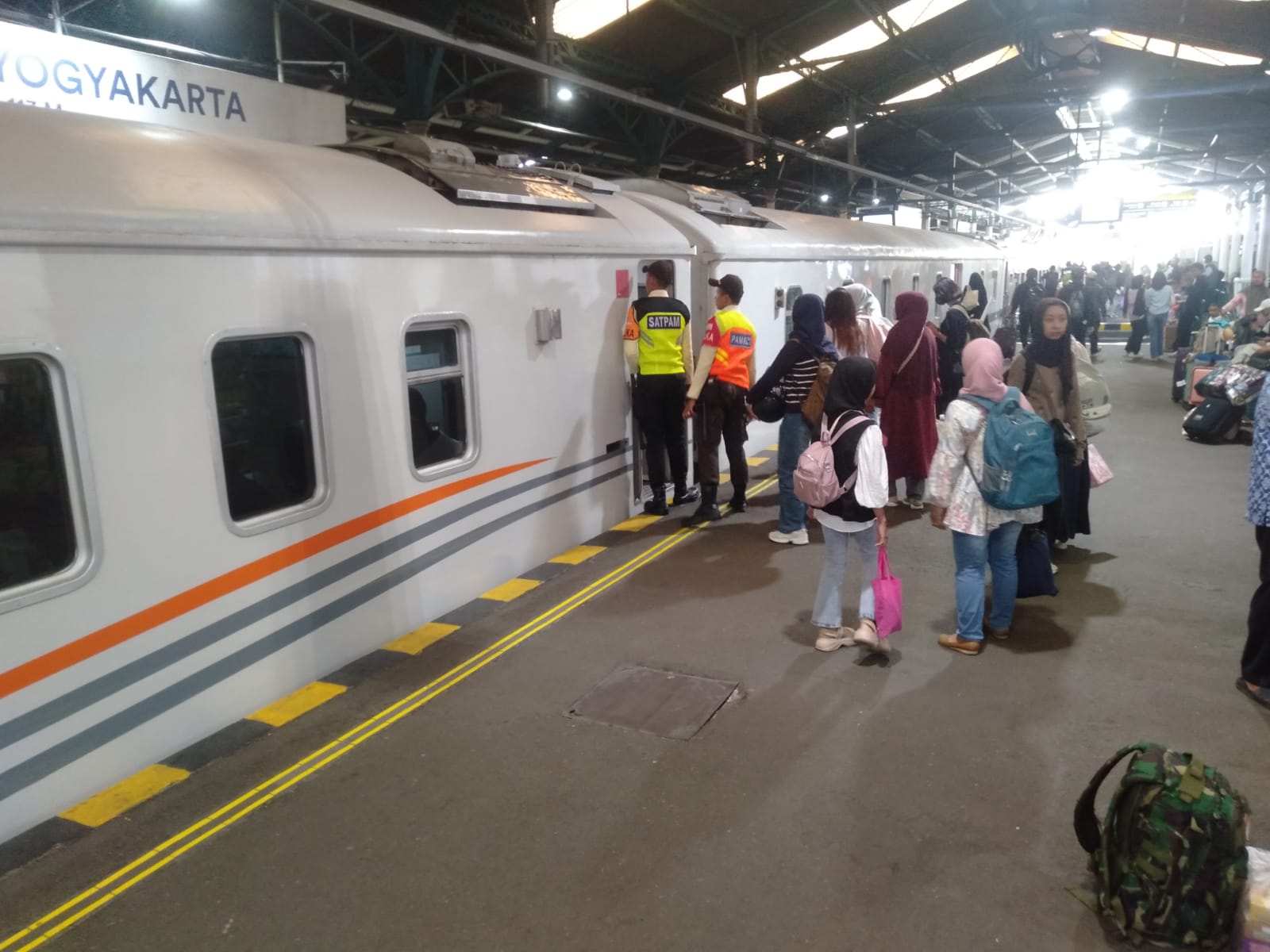 Keberangkatan 7 KA Jalur Selatan Yogyakarta Dibatalkan, Imbas KA Argo Bromo Anggrek Anjlok 