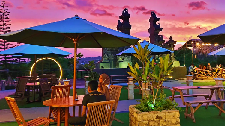 Destinasi Wisata Garut Paling Hits dan Instagramable dengan Spot Liburan Terbaik 