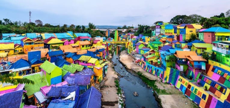 Simak Kampung Warna-Warni Jodipan, Wisata Terbaru 2024 di Malang Destinasi Favorit Libur Lebaran