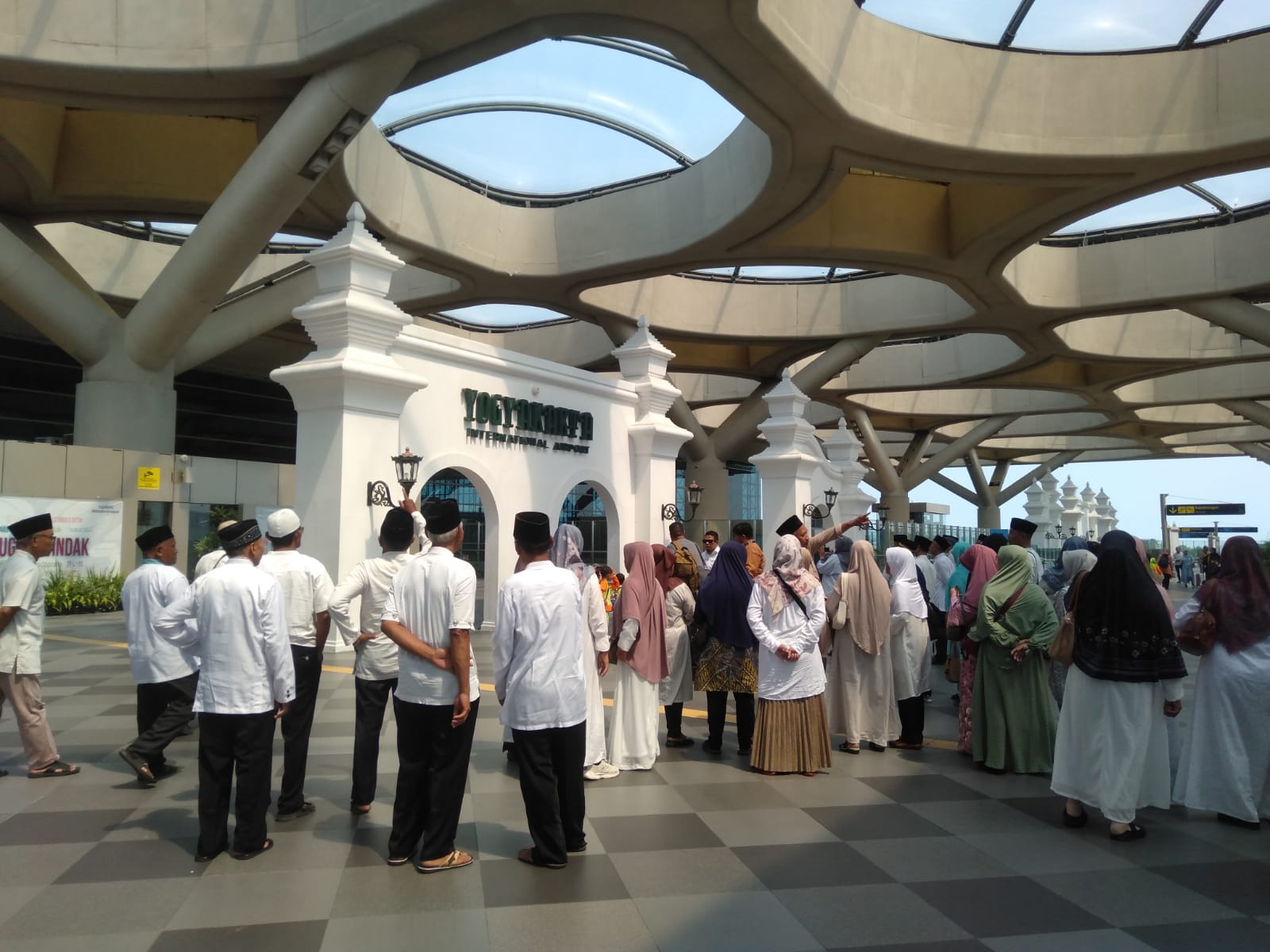  Bandara YIA Perketat Pengawasan, 13 WNI Diduga Haji Non-Prosedural Ditunda Berangkat