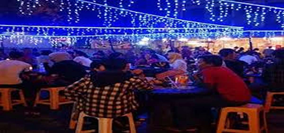 8 Tempat Kuliner Malam Blitar Murah dan Bikin Ngiler, Paling Enak Dari Tradisional Hingga Makanan Pedas